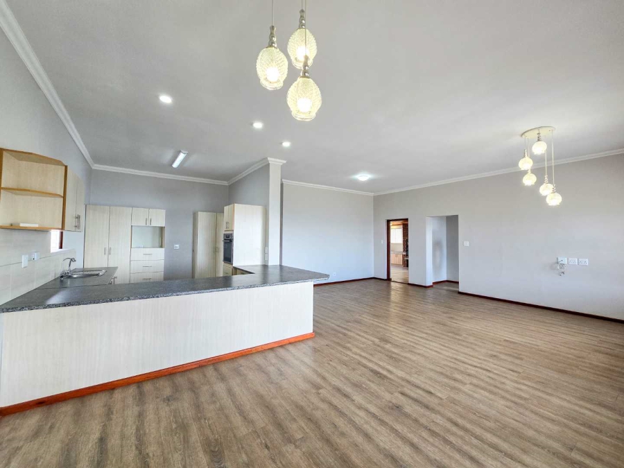 5 Bedroom Property for Sale in Jongensfontein Western Cape